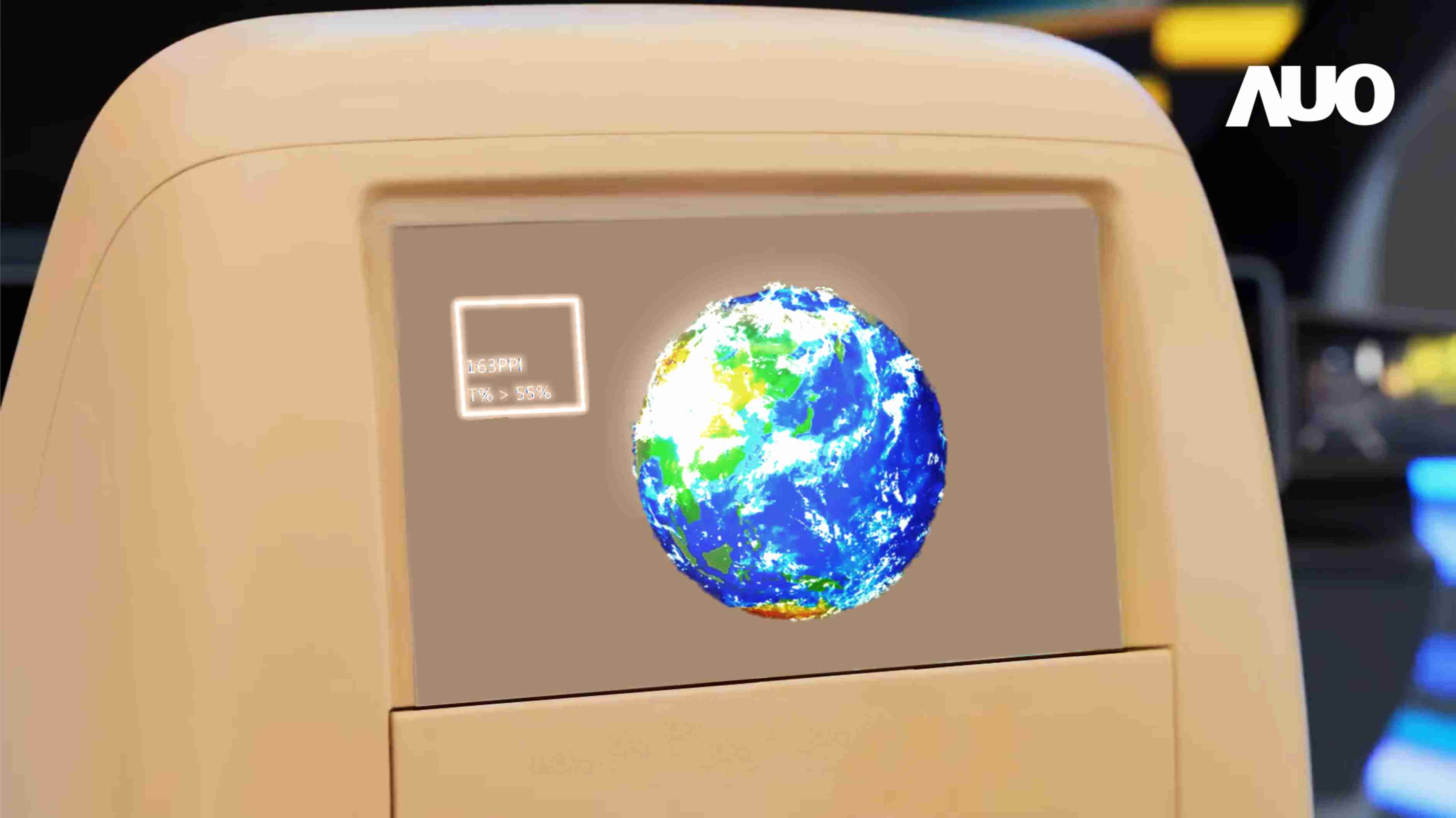 彩运网突破设计与制程挑战，，，推出全球最高分辨率163ppi的13.5吋透明Micro LED面板，，，，并积极布局智能车市场，，以期拓展透明显示应用的可能性